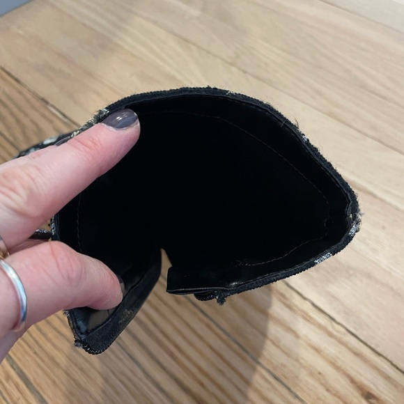 Indigo Rd Brooke Black Booties - Picture 5 of 12